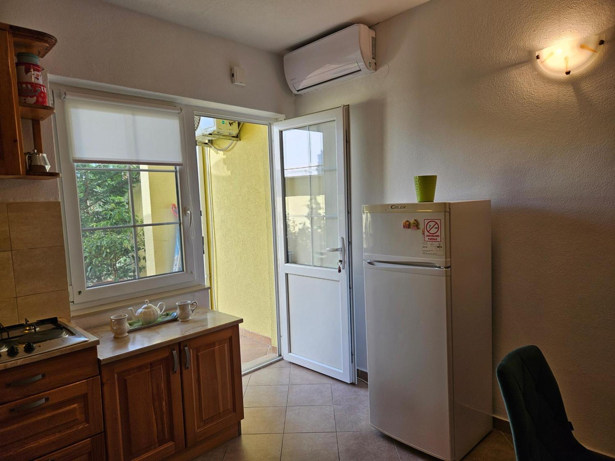 Apartmani Natasa Lokva Rogoznica Exterior photo
