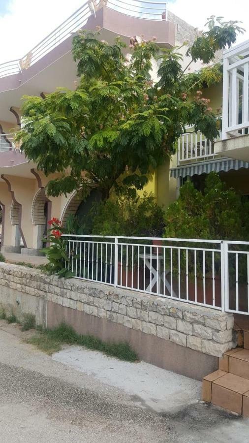 Apartmani Natasa Lokva Rogoznica Exterior photo